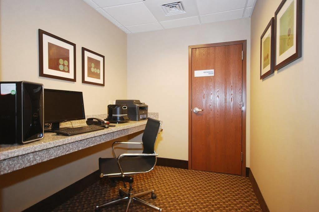 Express And Kittanning, An Ihg 2* Kittanning